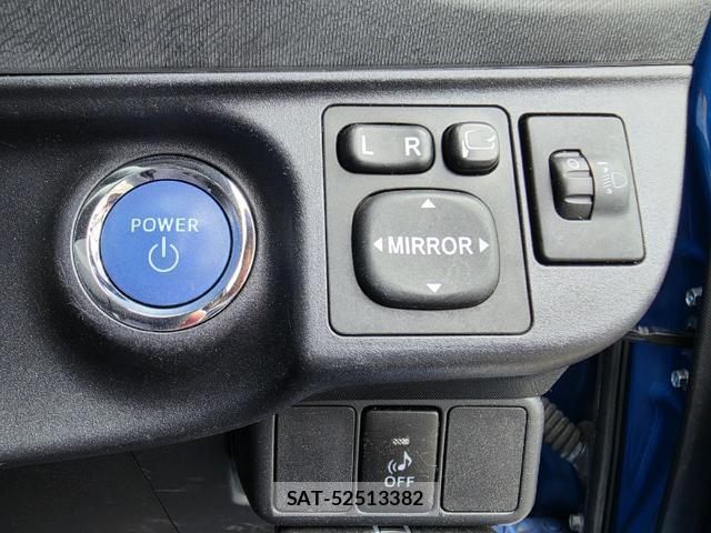 Toyota AQUA 2013-08 8222908-15