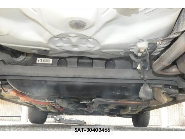 Toyota AQUA 2015-07 8223241-13