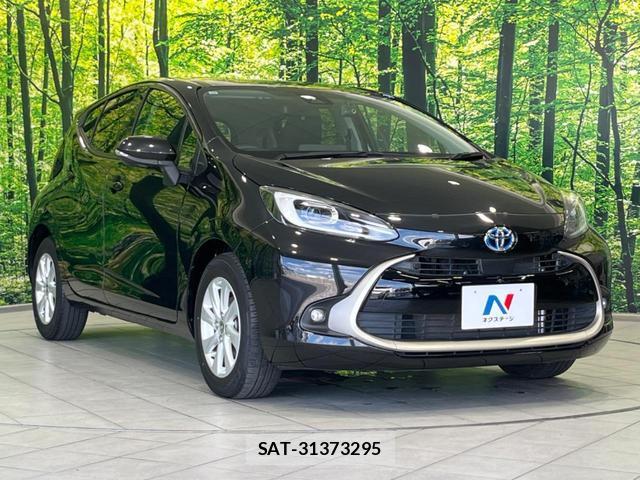 Toyota AQUA 2021-12 8223520-15