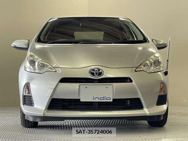 Toyota AQUA 2013-09 8224178-7