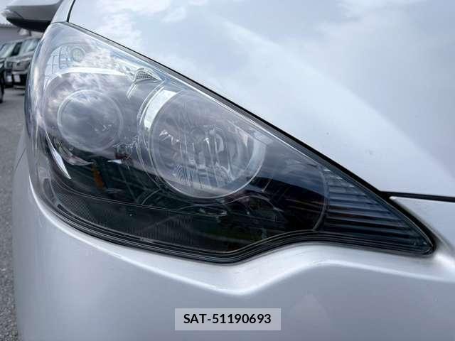 Toyota AQUA 2013-03 8224318-6