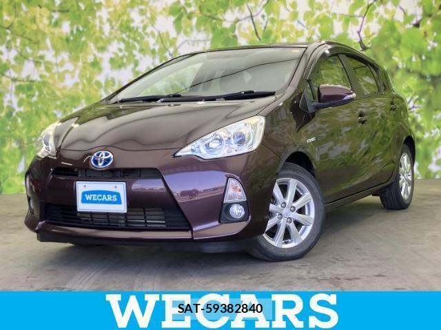 Toyota AQUA 2014-02 8225130-0