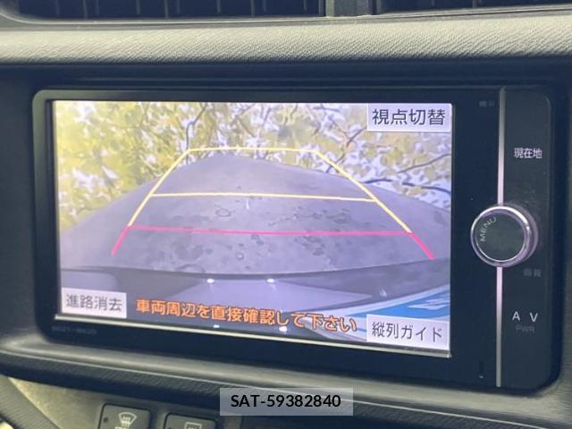 Toyota AQUA 2014-02 8225130-10