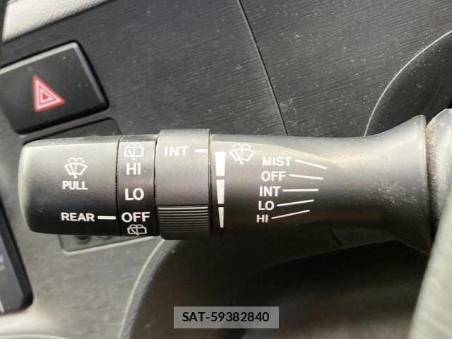 Toyota AQUA 2014-02 8225130-16