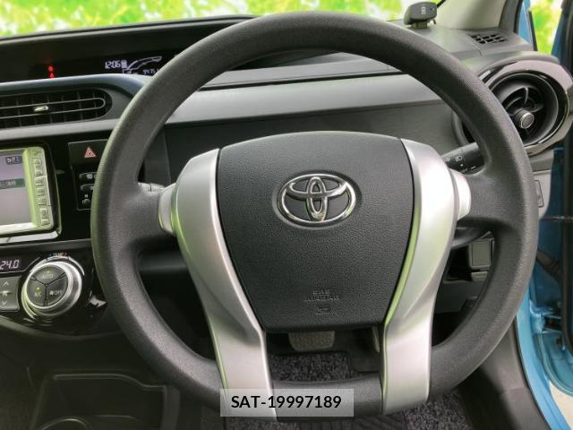 Toyota AQUA 2015-07 8225318-14