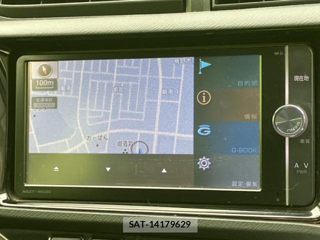 Toyota AQUA 2015-06 8225321-8