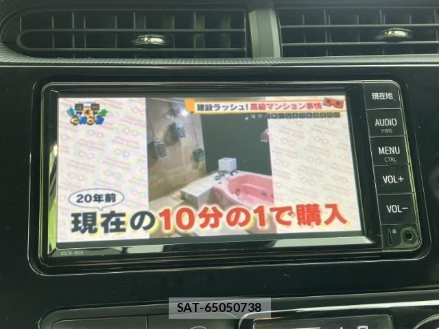 Toyota AQUA 2019-05 8225369-12