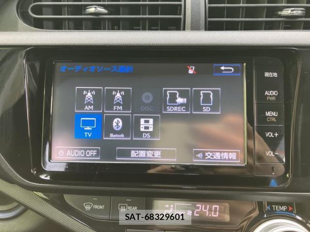 Toyota AQUA 2015-06 8225438-10