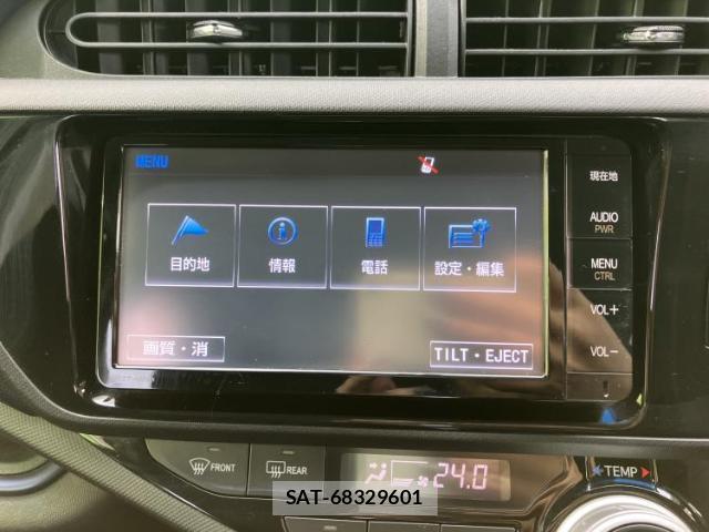 Toyota AQUA 2015-06 8225438-8