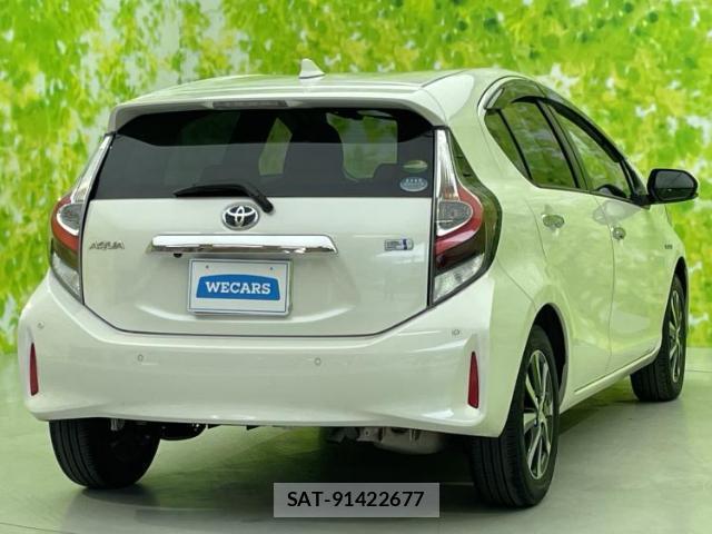 Toyota AQUA 2020-02 8225488-2