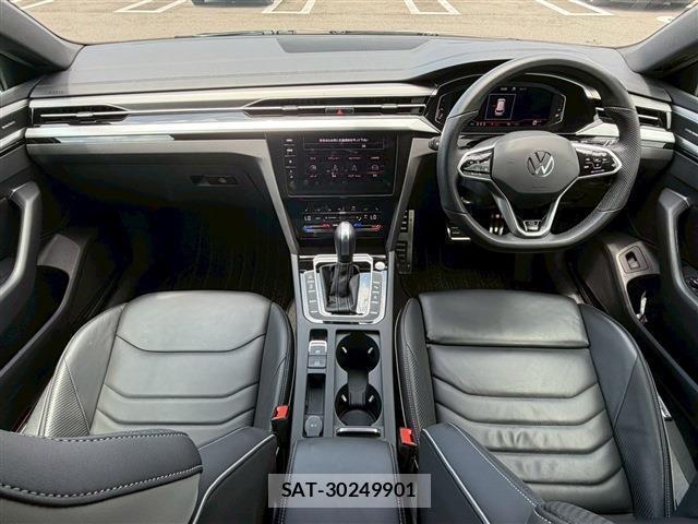 VolksWagen ARTEON 2022-02 8216749-13