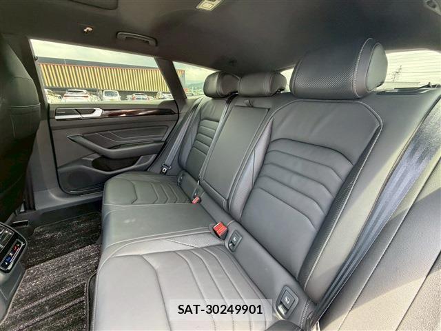 VolksWagen ARTEON 2022-02 8216749-14
