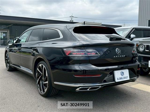 VolksWagen ARTEON 2022-02 8216749-7