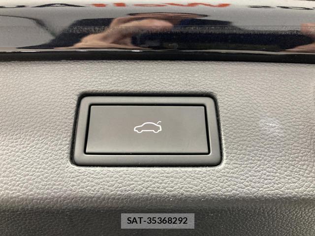 VolksWagen ARTEON 2021-07 8222478-8
