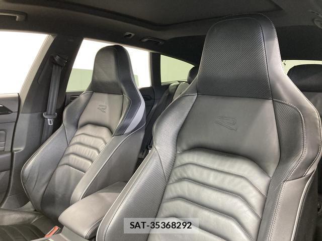 VolksWagen ARTEON 2021-07 8222478-9
