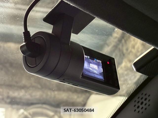 McLaren Artura 2023-06 8221459-10