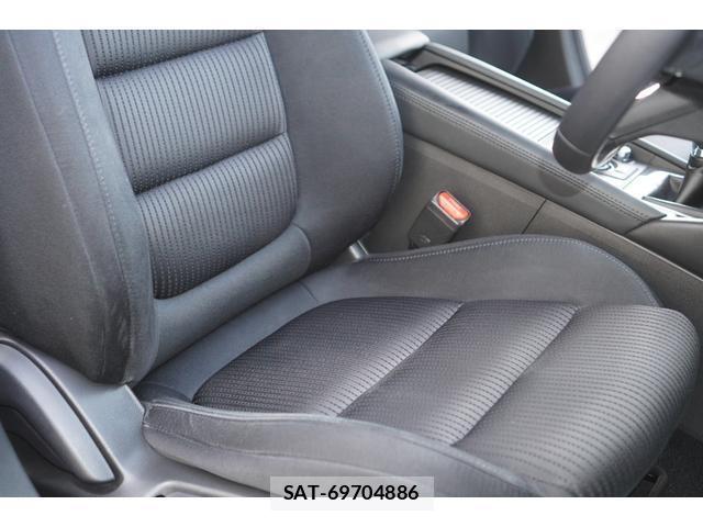 Mazda ATENZA 2018-02 8216145-5