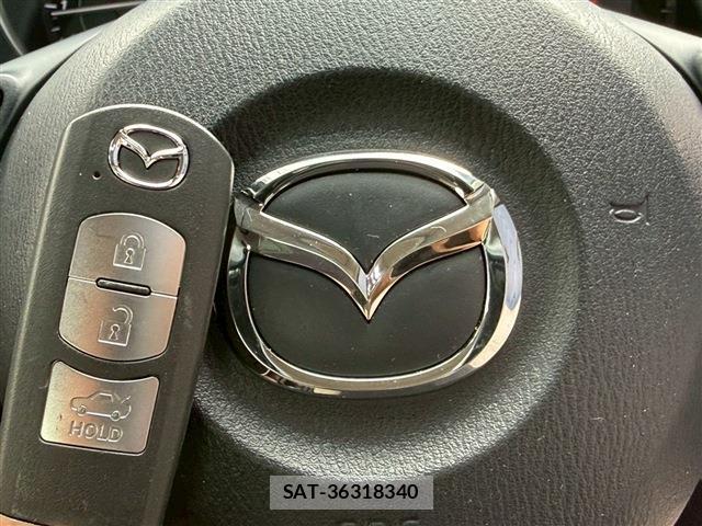 Mazda ATENZA 2014-06 8223199-11