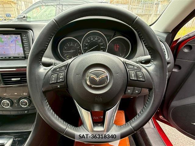 Mazda ATENZA 2014-06 8223199-6