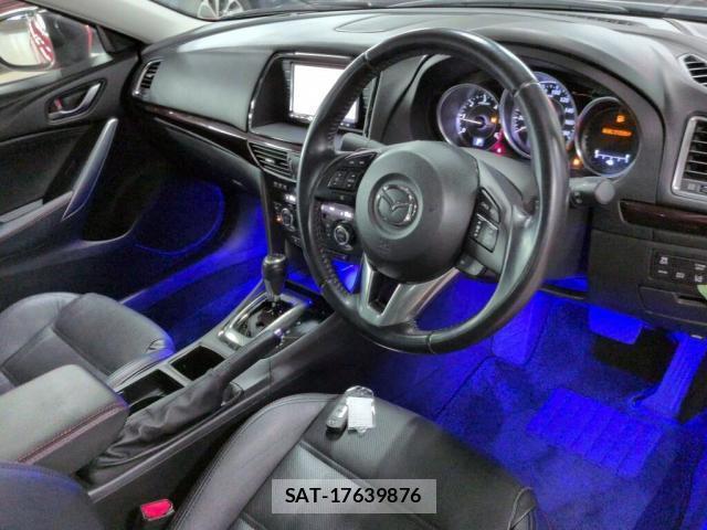 Mazda ATENZA 2013-09 8223365-2