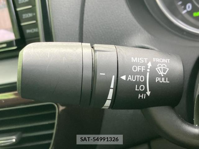 Mazda ATENZA 2014-01 8225481-16