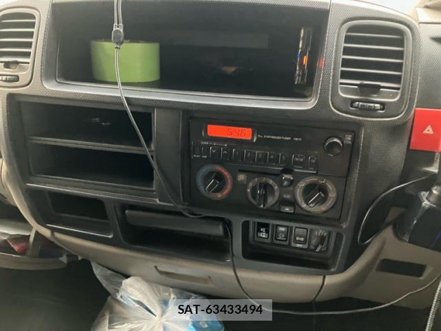 Nissan ATLAS 2015-09 8219631-15