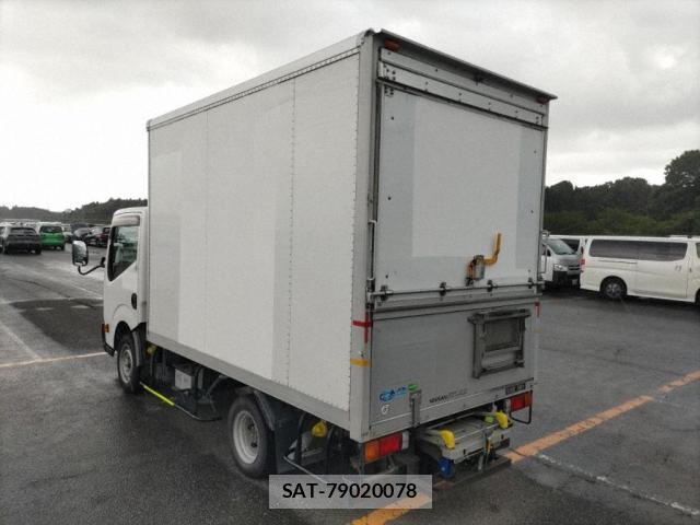 Nissan ATLAS 2015-11 8222245-1
