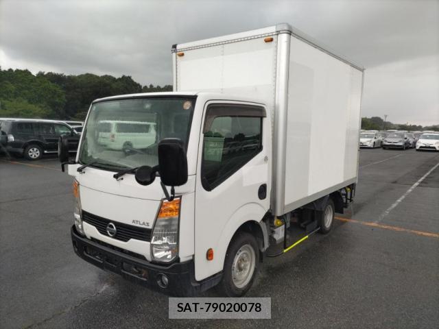 Nissan ATLAS 2015-11 8222245-4