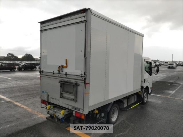 Nissan ATLAS 2015-11 8222245-5