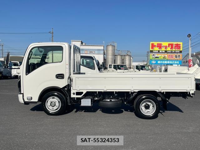 Nissan ATLAS 2025-11 8224755-7