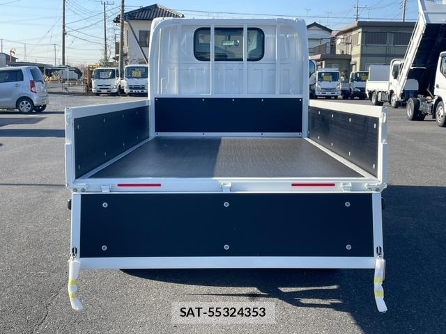 Nissan ATLAS 2025-11 8224755-8