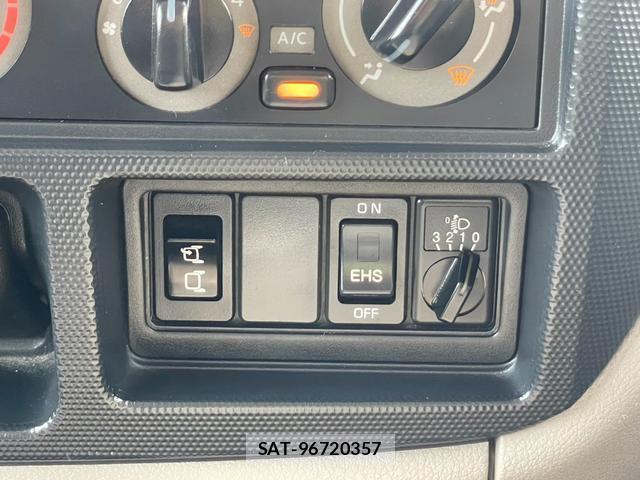 Nissan ATLAS 2014-04 8224756-18