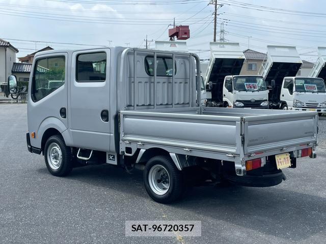 Nissan ATLAS 2014-04 8224756-6