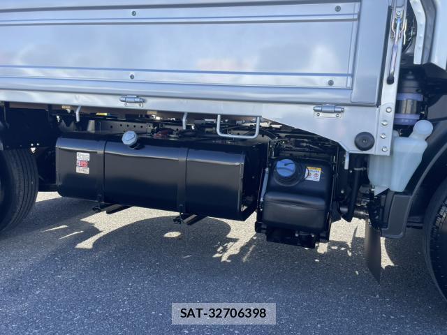 Nissan ATLAS 2025-11 8224758-10