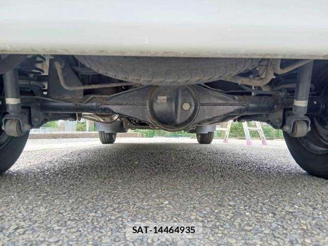 Daihatsu ATRAI WAGON 2005-06 8216859-11
