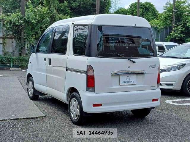 Daihatsu ATRAI WAGON 2005-06 8216859-4