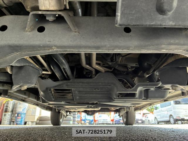 Daihatsu ATRAI WAGON 2018-02 8217122-7