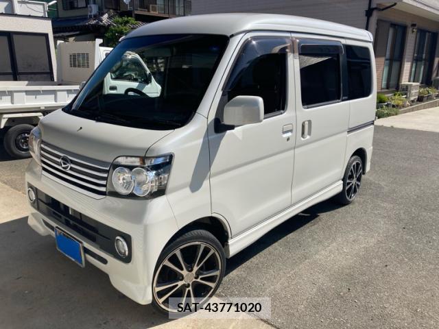 Daihatsu ATRAI WAGON 2017-02 8219584-1