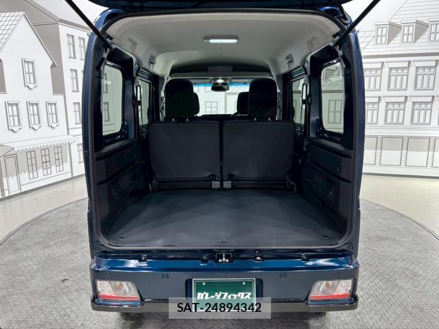 Daihatsu ATRAI 2025-12 8216897-18