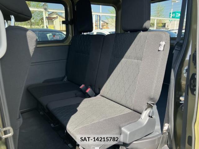 Daihatsu ATRAI 2023-04 8221760-6