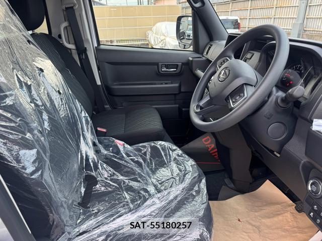 Daihatsu ATRAI 2026-06 8223539-18