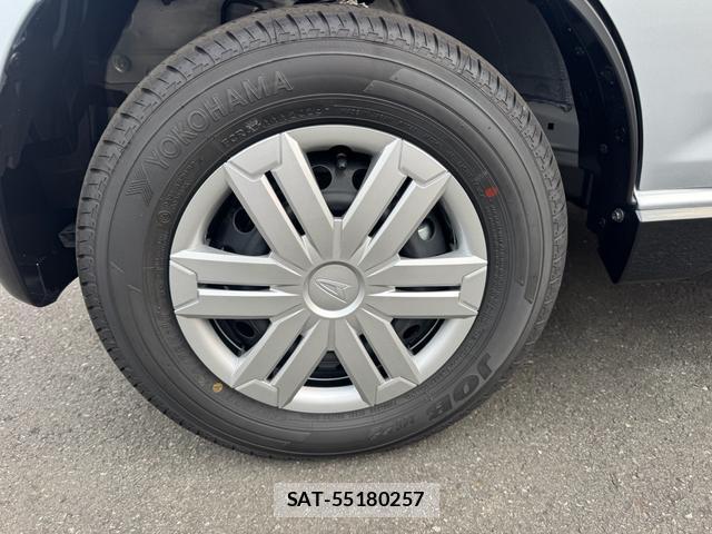 Daihatsu ATRAI 2026-06 8223539-3