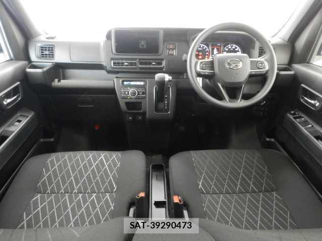 Daihatsu ATRAI 2025-09 8223937-2