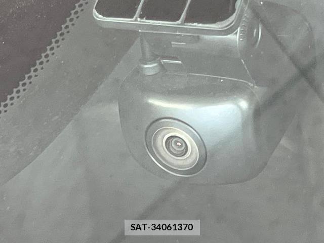 Nissan AURA 2021-11 8216686-6