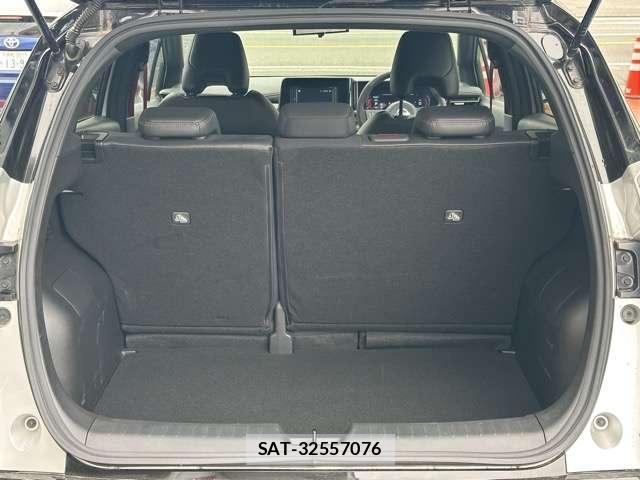 Nissan AURA 2022-04 8218204-10