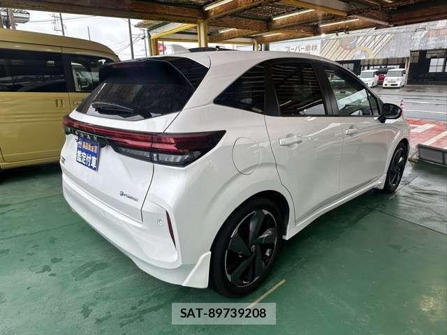 Nissan AURA 2023-01 8218216-1