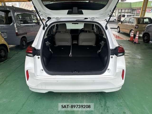 Nissan AURA 2023-01 8218216-11