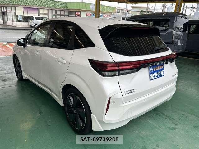Nissan AURA 2023-01 8218216-3