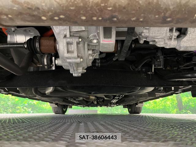 Nissan AURA 2022-08 8219116-18