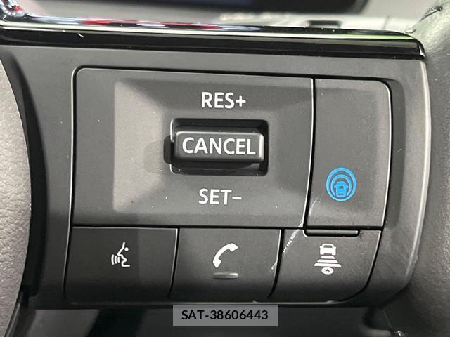 Nissan AURA 2022-08 8219116-5